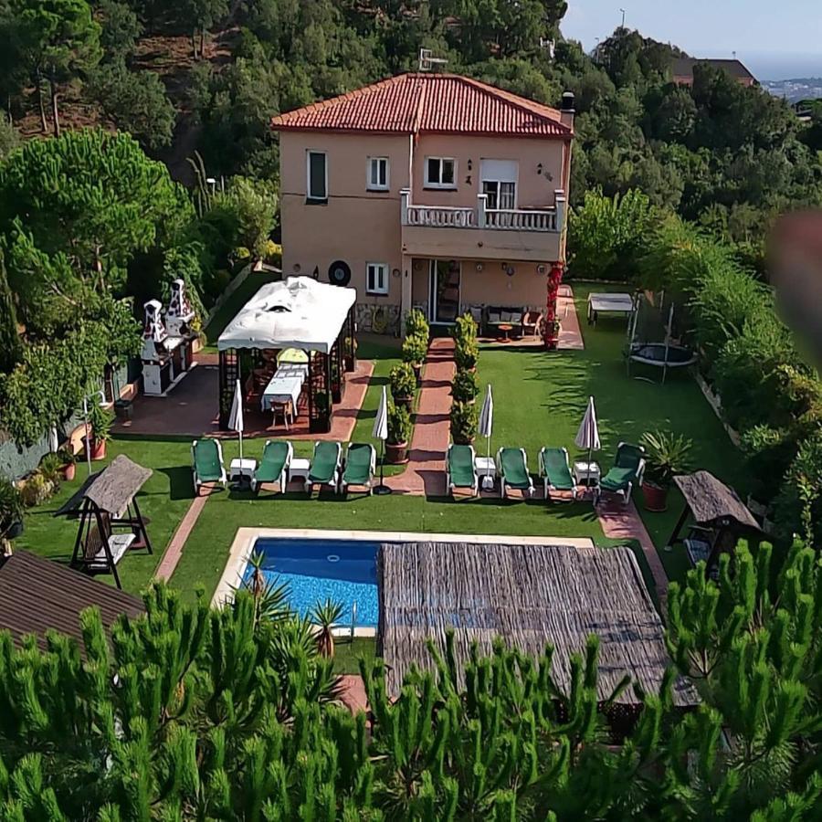 Holiday Home Cardona يوريت دي مار المظهر الخارجي الصورة