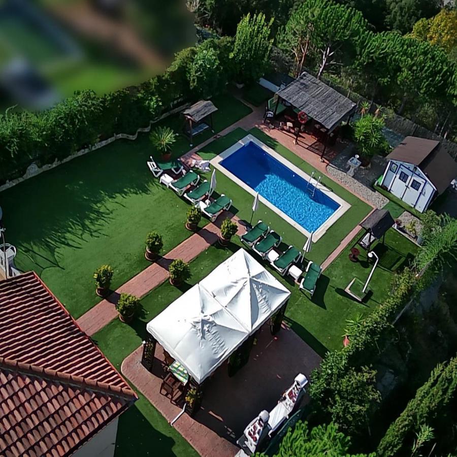 Holiday Home Cardona يوريت دي مار المظهر الخارجي الصورة