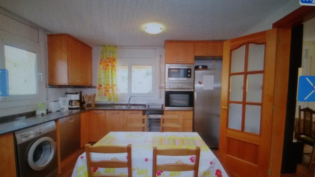 Holiday Home Cardona يوريت دي مار المظهر الخارجي الصورة
