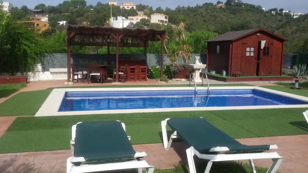 Holiday Home Cardona يوريت دي مار المظهر الخارجي الصورة